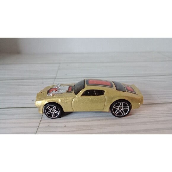 Hot Wheels ‘70 Pontiac Firebird, 2007 1ST Edition, Gold, Malaysia - Picture 2 of 6